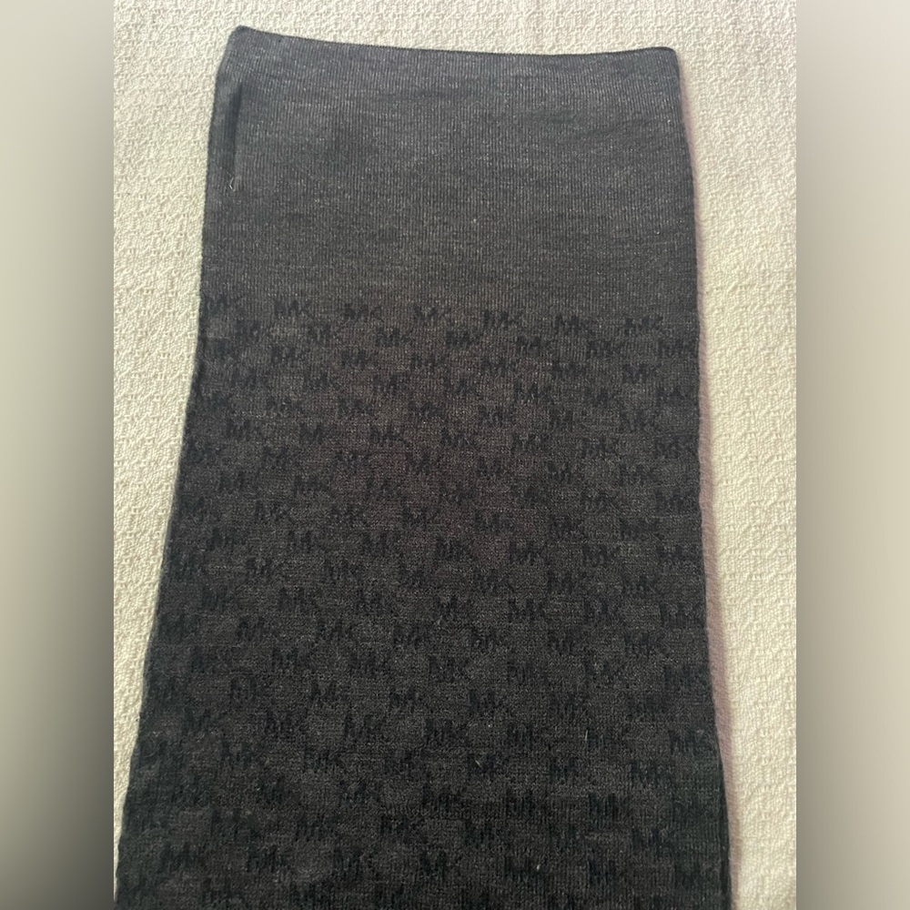 Micheal Kors scarf